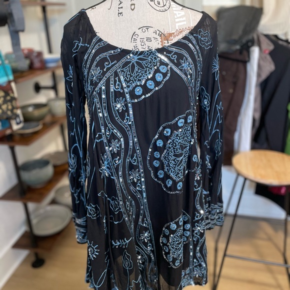 Cqbycq Dresses & Skirts - Black Long-Sleeve Embroidered Dress with Blue Accents